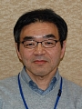 新納浩幸・教授